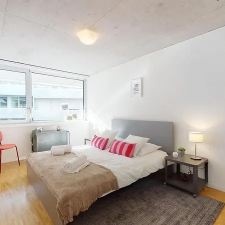 Bright And Luminous 1 Bedroom Flat In Downtown Sion Exterior photo
