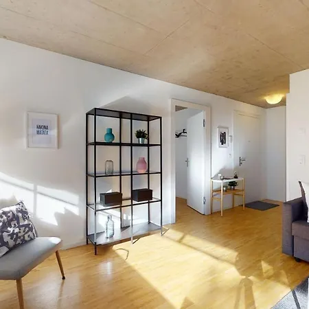 Bright And Luminous 1 Bedroom Flat In Downtown Sion Exterior photo