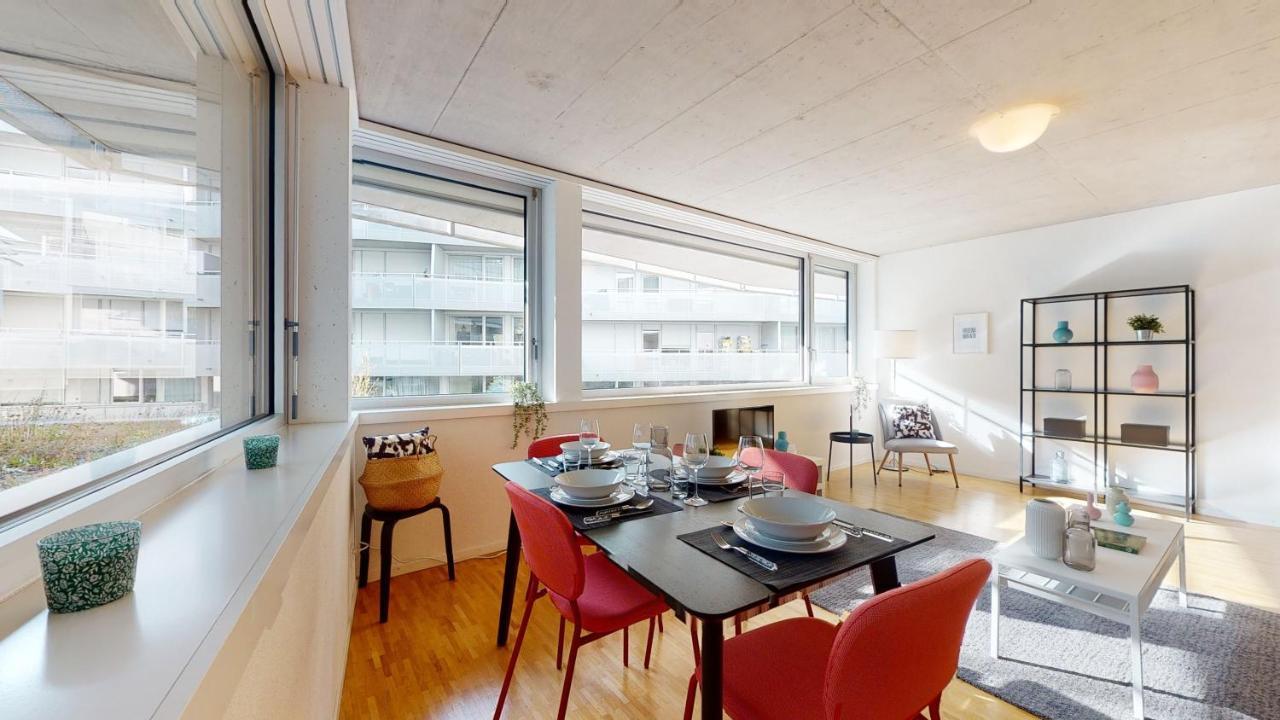 Bright And Luminous 1 Bedroom Flat In Downtown *